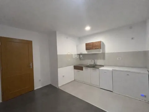 Rent, office space, 51m², Durlan, Niš - image 3