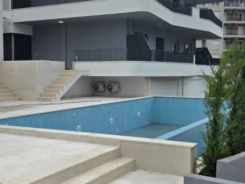 Prodaja, dvosoban stan, 51m², Dobrota, Kotor - image 4