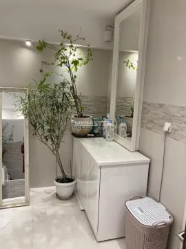 Izdavanje, trosoban stan, 110m², Vukov Spomenik, Zvezdara Sve Podlokacije - image 12