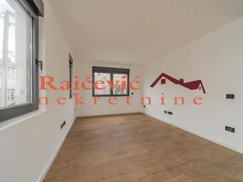 Sale, four bedroom apartment, 75m², Zvezdara Sve Podlokacije, Beograd - image 3