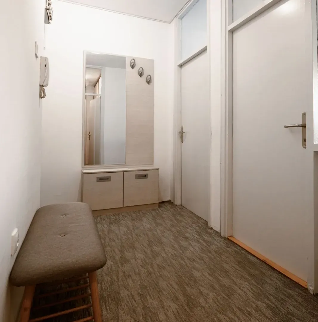 Prodaja, dvosoban stan, 68m², Gintaš, Podgorica
