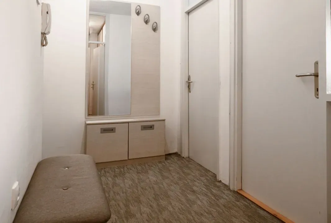 Prodaja, dvosoban stan, 68m², Gintaš, Podgorica