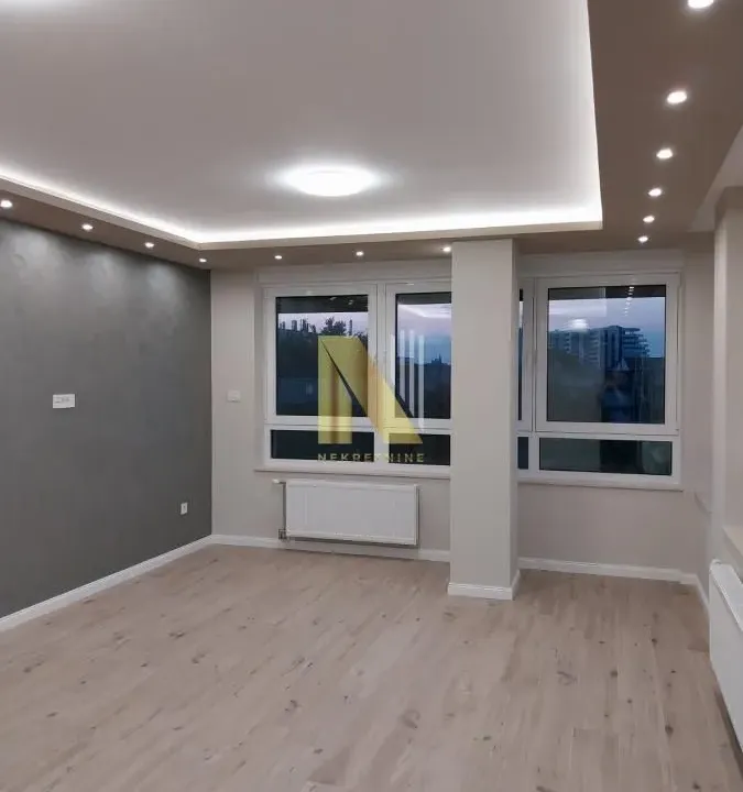 Rent, office space, 101m², Spens, Novi Sad Sve Podlokacije