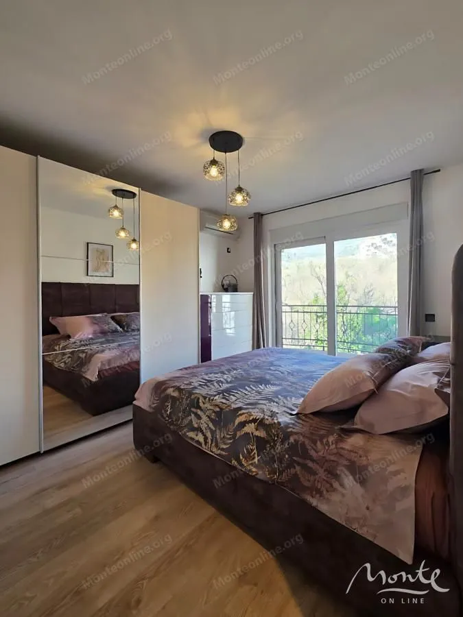 Sale, three bedroom apartment, 106m², Bečići, Budva