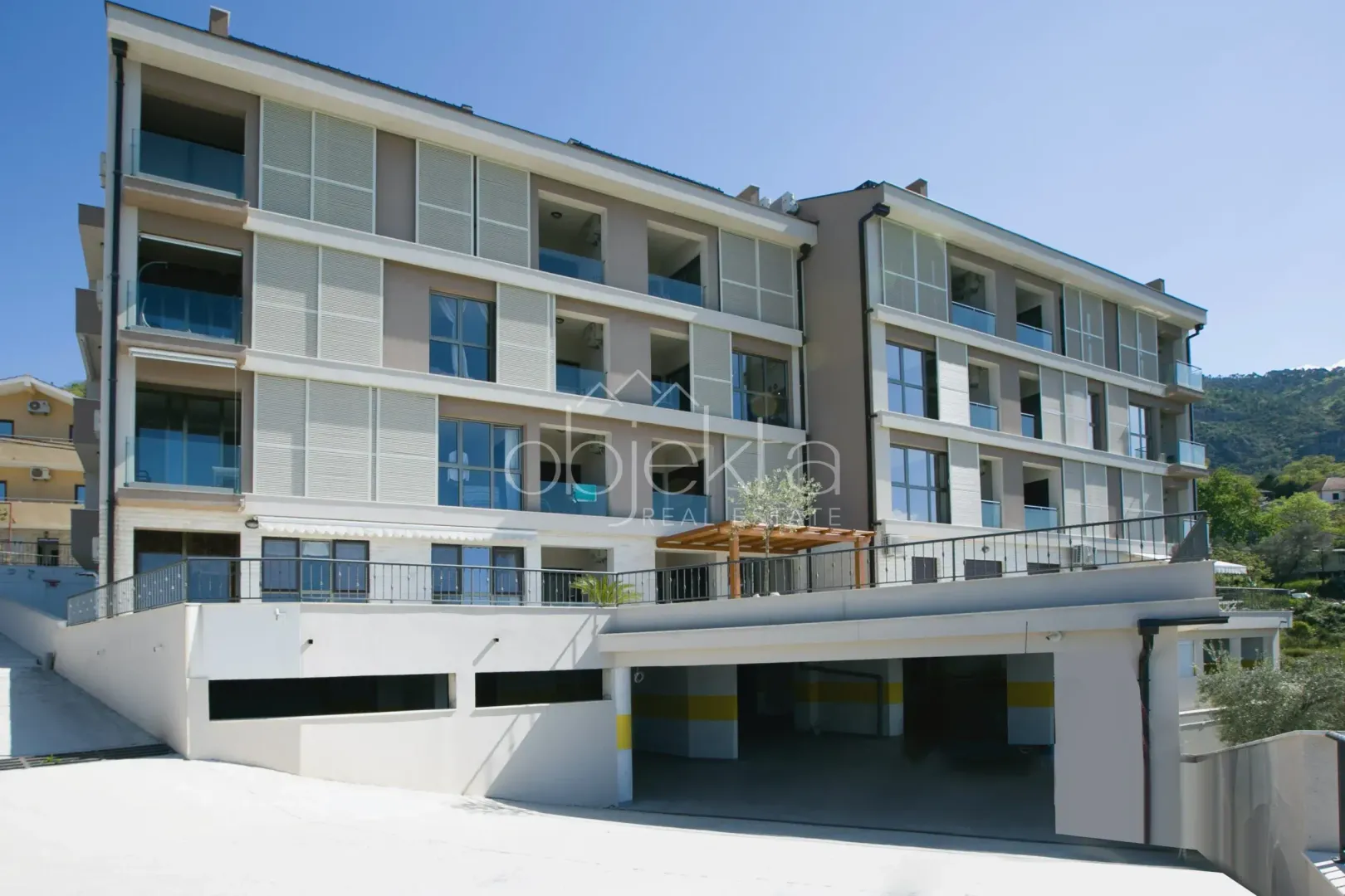 Izdavanje, stan, 48m², Tivat, Crna Gora