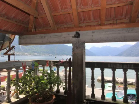 Sale, house, 261m², Dobrota, Kotor - image 2
