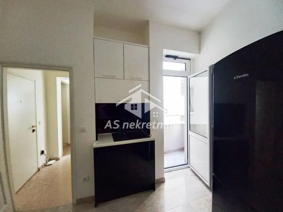 Rent, three bedroom apartment, 70m², Gundulićev Venac, Beograd