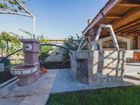 Prodaja, kuća, 200m², Donji Kokoti, Podgorica - image 17