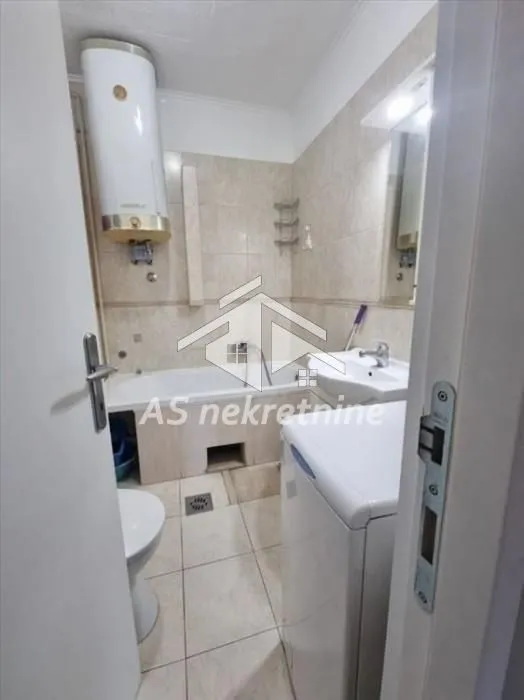 Rent, three bedroom apartment, 70m², Palilula Sve Podlokacije, Beograd