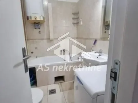 Rent, three bedroom apartment, 70m², Palilula Sve Podlokacije, Beograd - image 14