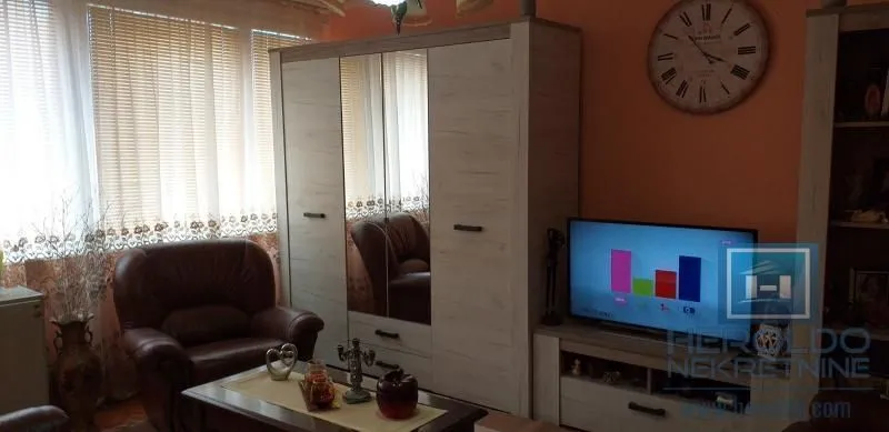 Sale, two bedroom apartment, 68m², Kajsijar, Jagodina
