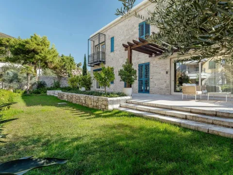 Prodaja, dvosoban stan, 275m2, Portonovi, Herceg Novi Prodaja, dvosoban stan, 275m2, Portonovi, Herceg Novi