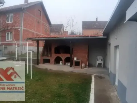 Sale, house, 250m², Ćava, Kragujevac - image 11