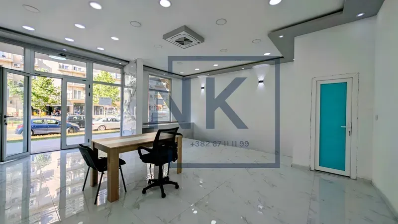 Rent, office space, 115m², Stari Aerodrom, Podgorica