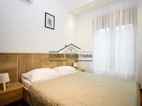 Izdavanje, dvosoban stan, 68m², Centar, Podgorica - image 32