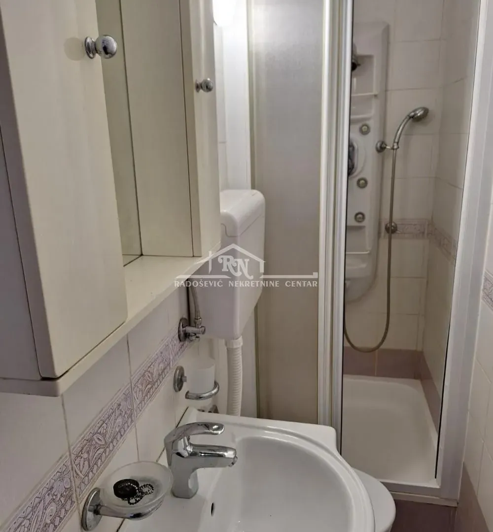 Rent, three bedroom apartment, 73m², Novi Beograd Sve Podlokacije, Beograd