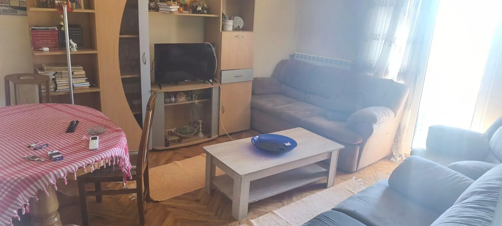 Izdavanje, stan, 100m², Podgorica, Crna Gora