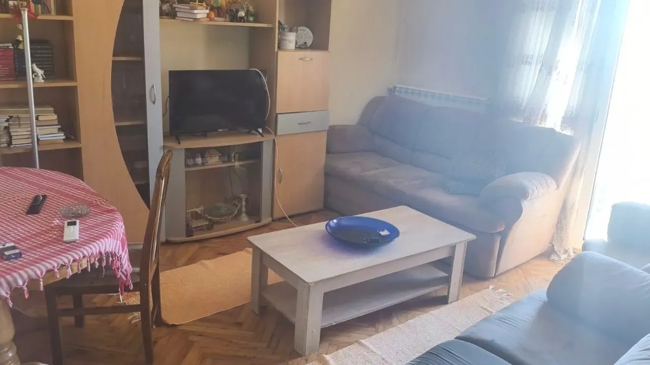 Izdavanje, stan, 100m², Podgorica, Crna Gora