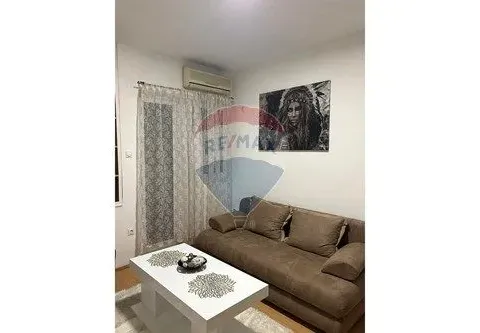Izdavanje, jednosoban stan, 42m², Preko Morače, Podgorica