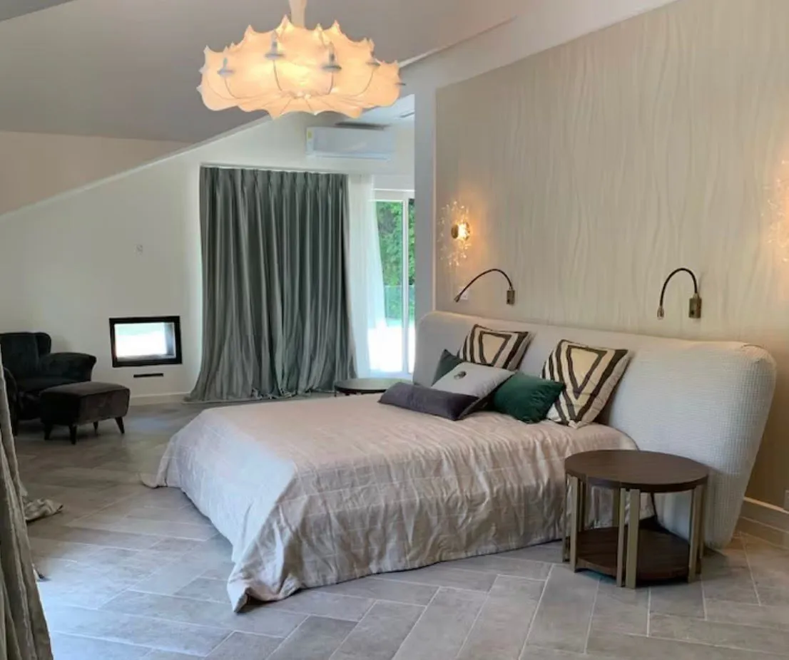 Rent, house, 513m², Lepetani, Tivat