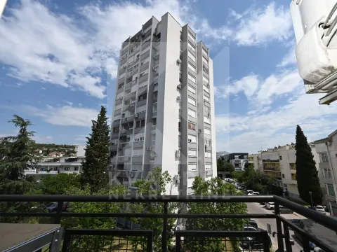 Sale, one bedroom apartment, 43m², Preko Morače, Podgorica - image 9