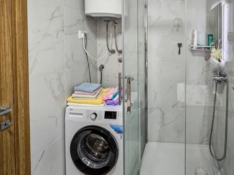 Sale, one bedroom apartment, 41m², Tološi, Podgorica - image 8