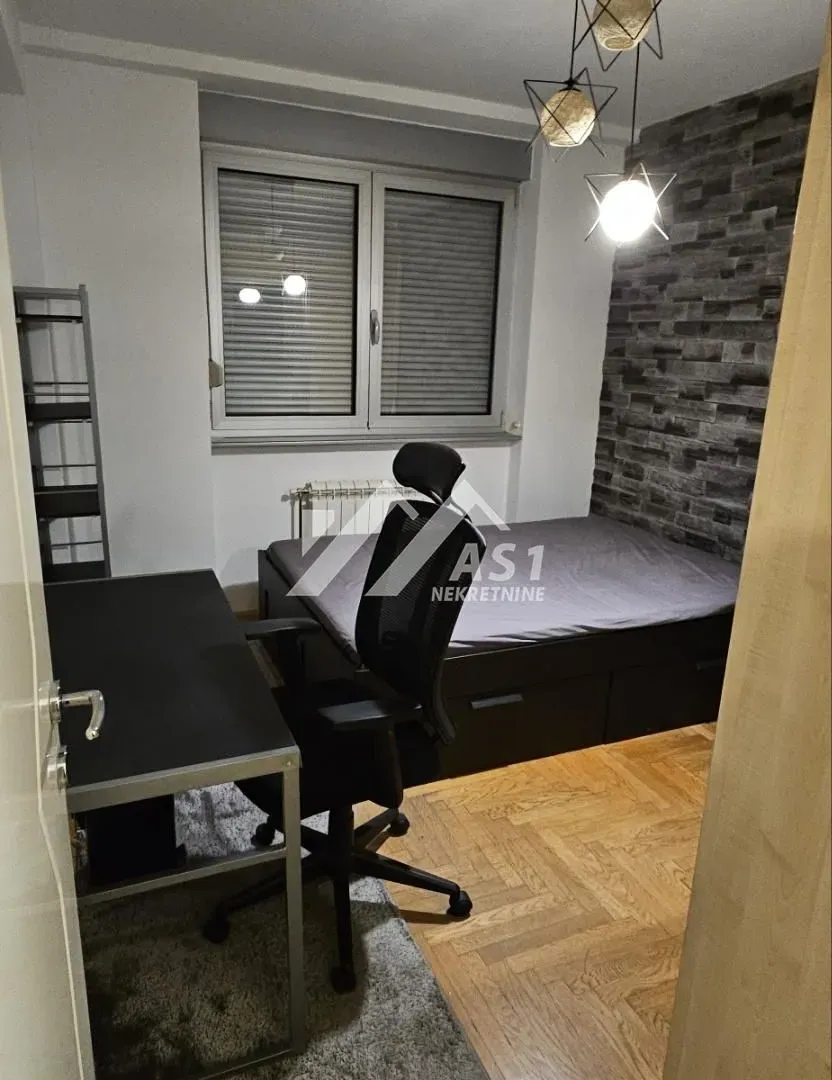 Rent, four bedroom apartment, 92m², Novi Sad Sve Podlokacije, Novi Sad