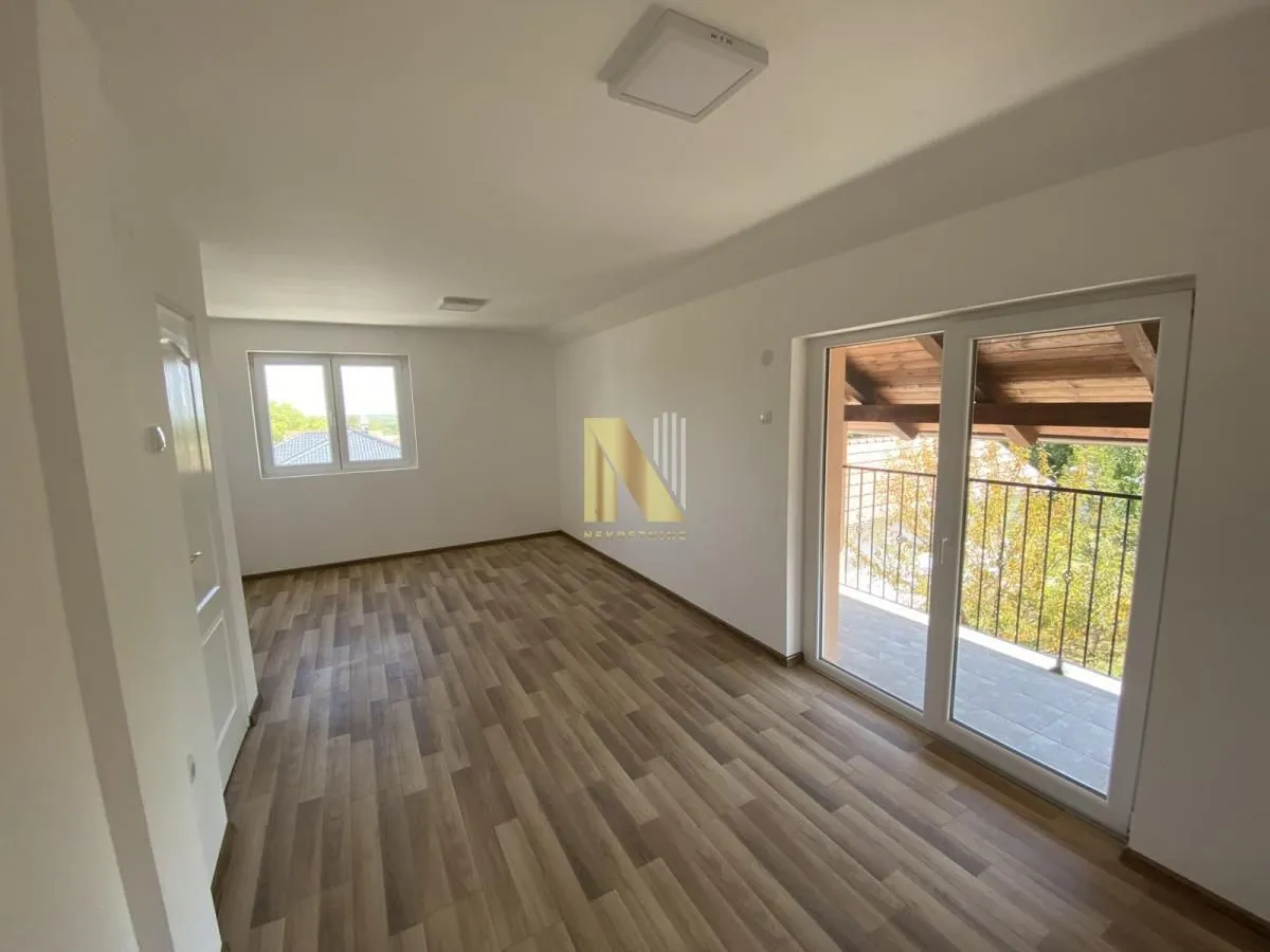 Prodaja, kuća, 105m², Petrovaradin, Novi Sad