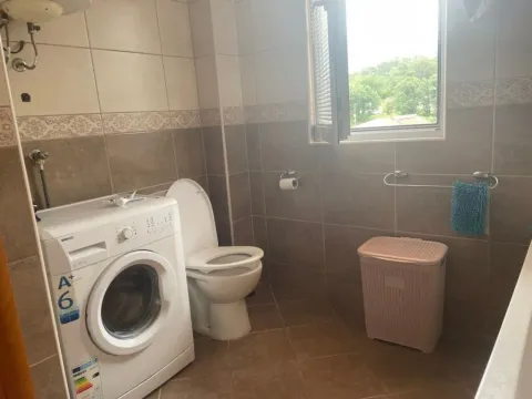 Izdavanje, jednosoban stan, 84m², Bonići, Tivat - image 9