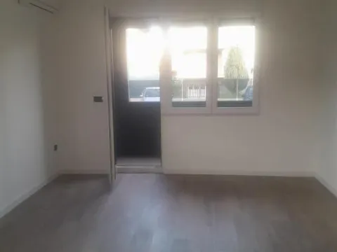 Prodaja, četvorosoban stan, 71m², Veternička rampa, Novi Sad Sve Podlokacije - image 2