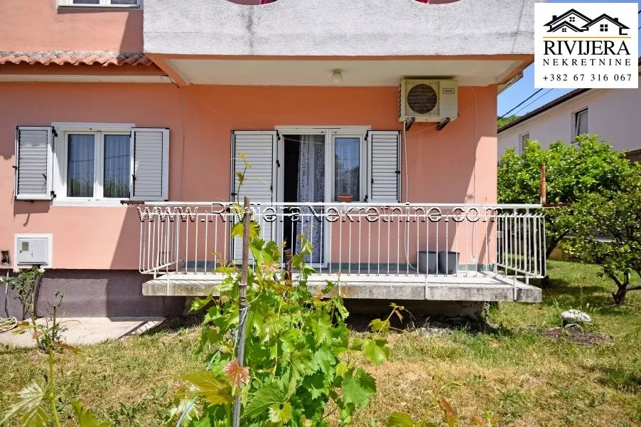 Prodaja, dvosoban stan, 100m², Zelenika, Herceg Novi
