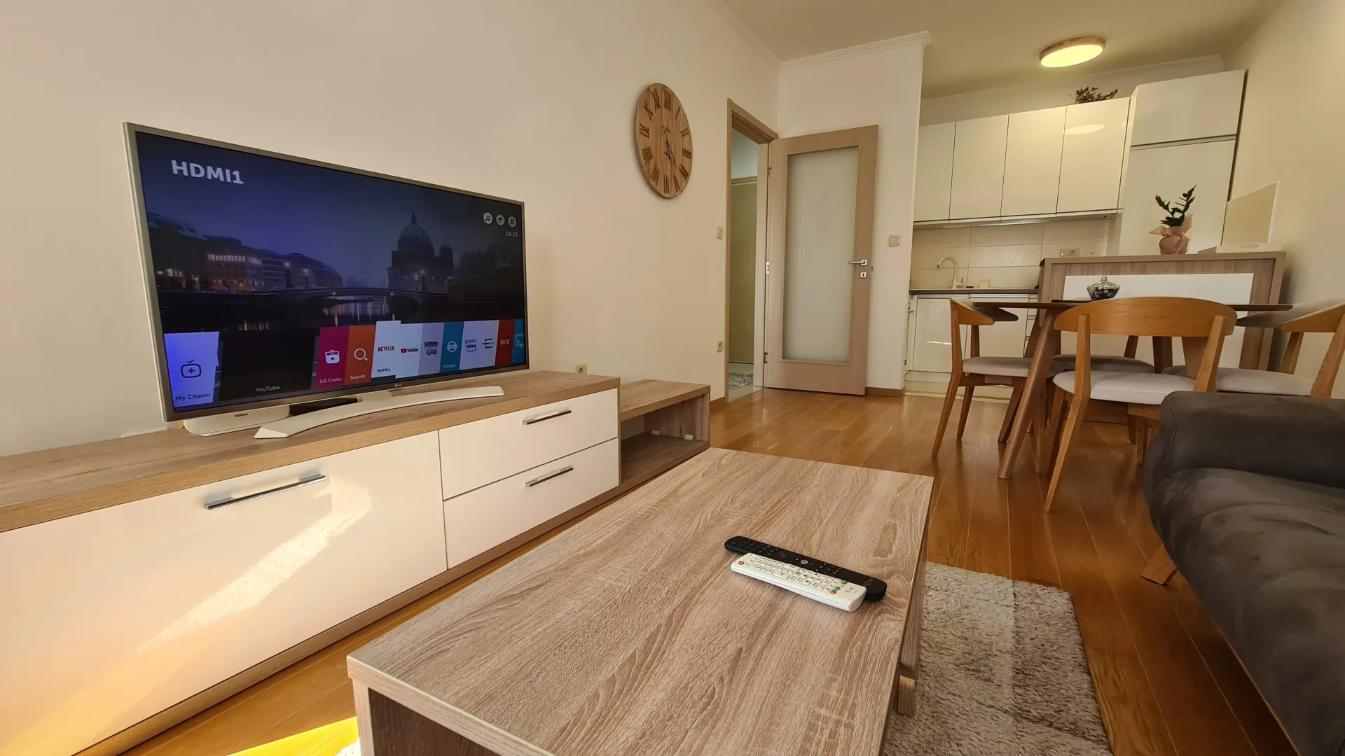 Izdavanje, jednosoban stan, 46m², City Kvart, Podgorica