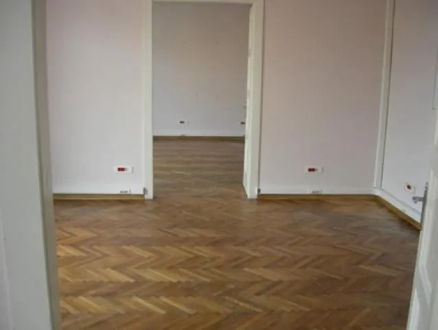 Izdavanje, poslovni prostor, 1742m², Stari Grad, Beograd