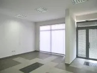 Izdavanje, poslovni prostor, 33m², Tološi, Podgorica - image 1
