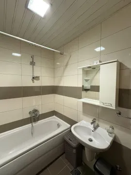 Izdavanje, jednosoban stan, 54m², City Kvart, Podgorica - image 7