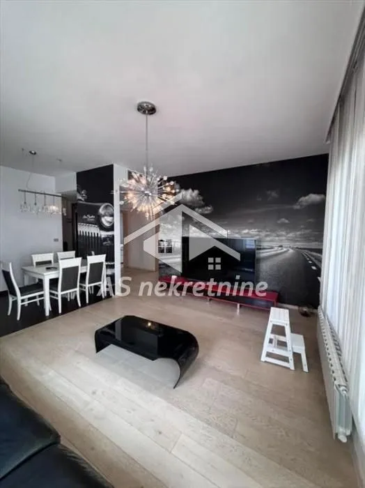 Rent, four bedroom apartment, 105m², Savski Venac, Beograd