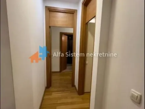 Izdavanje, trosoban stan, 86m², Tašmajdan, Palilula Sve Podlokacije - image 5