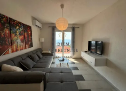 Rent, one bedroom apartment, 44m², Bijela, Herceg Novi