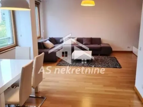 Izdavanje, trosoban stan, 82m², Vračar Hram, Vračar Sve Podlokacije - image 6