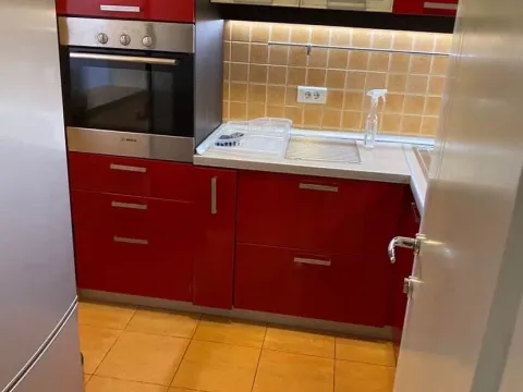 Prodaja, dvosoban stan, 65m², Preko Morače, Podgorica - image 1