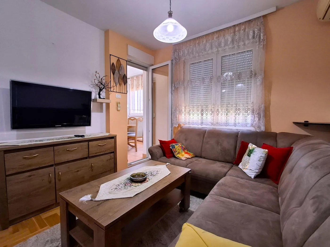 Rent, one bedroom apartment, 41m², Pobrežje, Podgorica