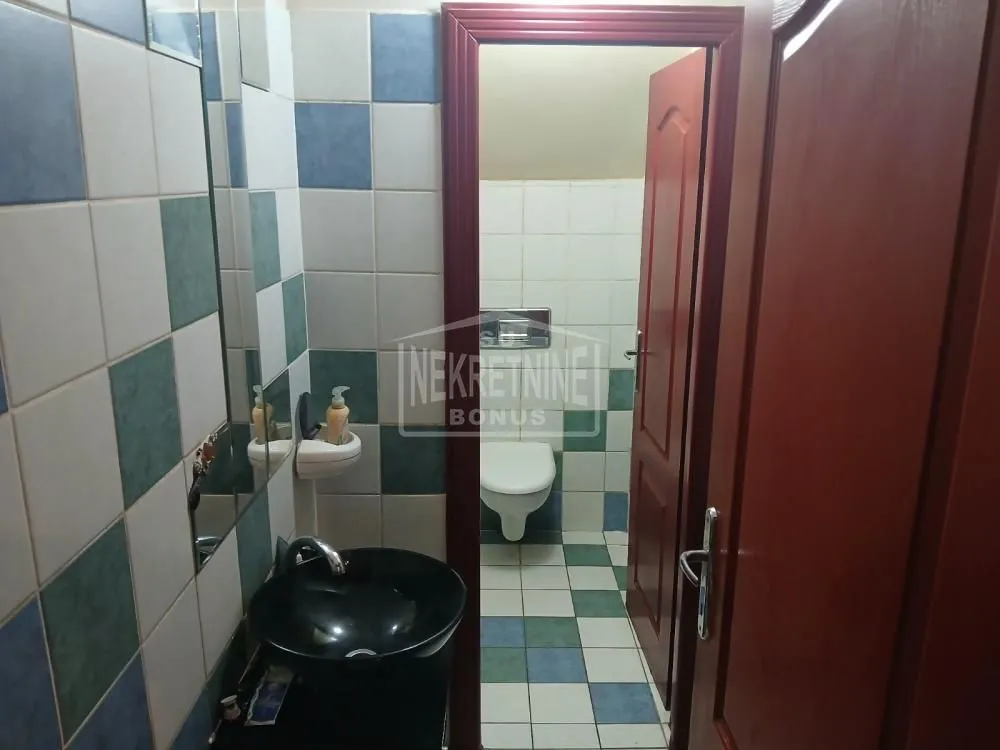 Sale, house, 389m², Mali Bajmok, Subotica