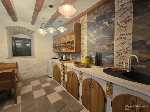 Prodaja, kuća, 185m², Jošica, Herceg Novi - image 2