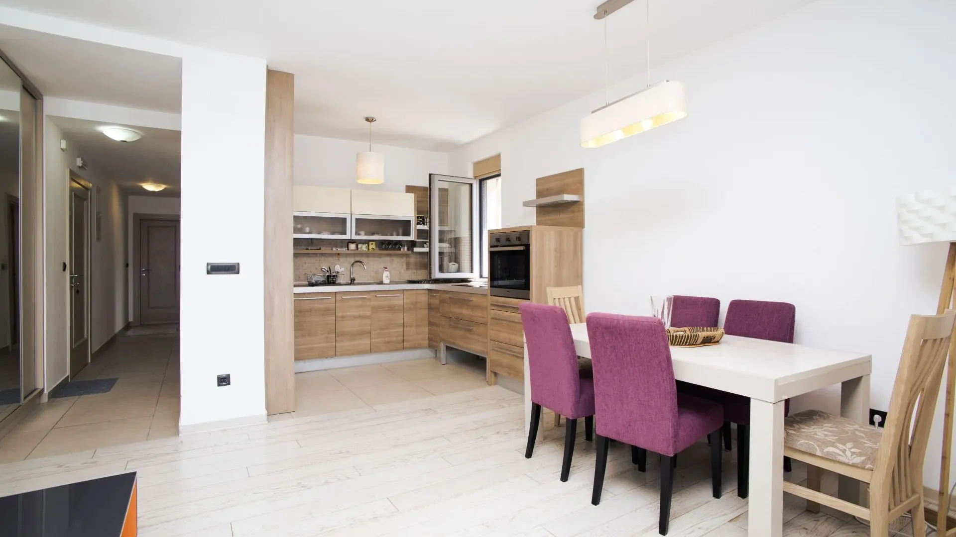 Rent, two bedroom apartment, 70m², Opatovo, Tivat