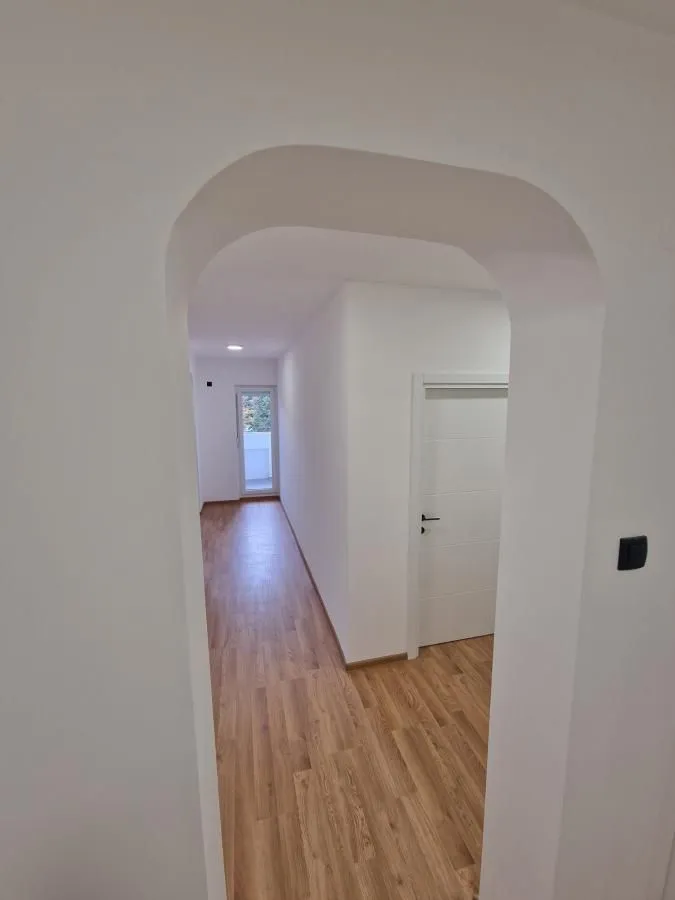 Prodaja, četvorosoban stan, 95m², Nova Detelinara, Novi Sad Sve Podlokacije