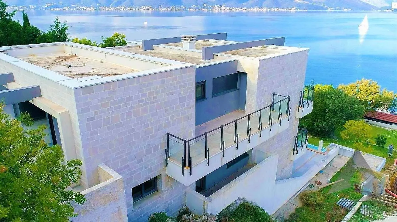 Prodaja, kuća, 770m², Tivat, Crna Gora