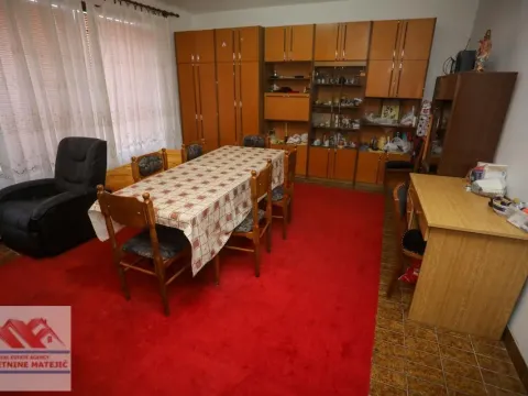 Sale, house, 300m², Kragujevac, Srbija - image 21