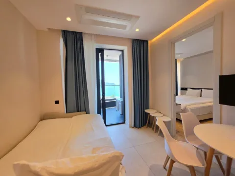 Sale, one bedroom apartment, 44m², Bečići, Budva - image 11