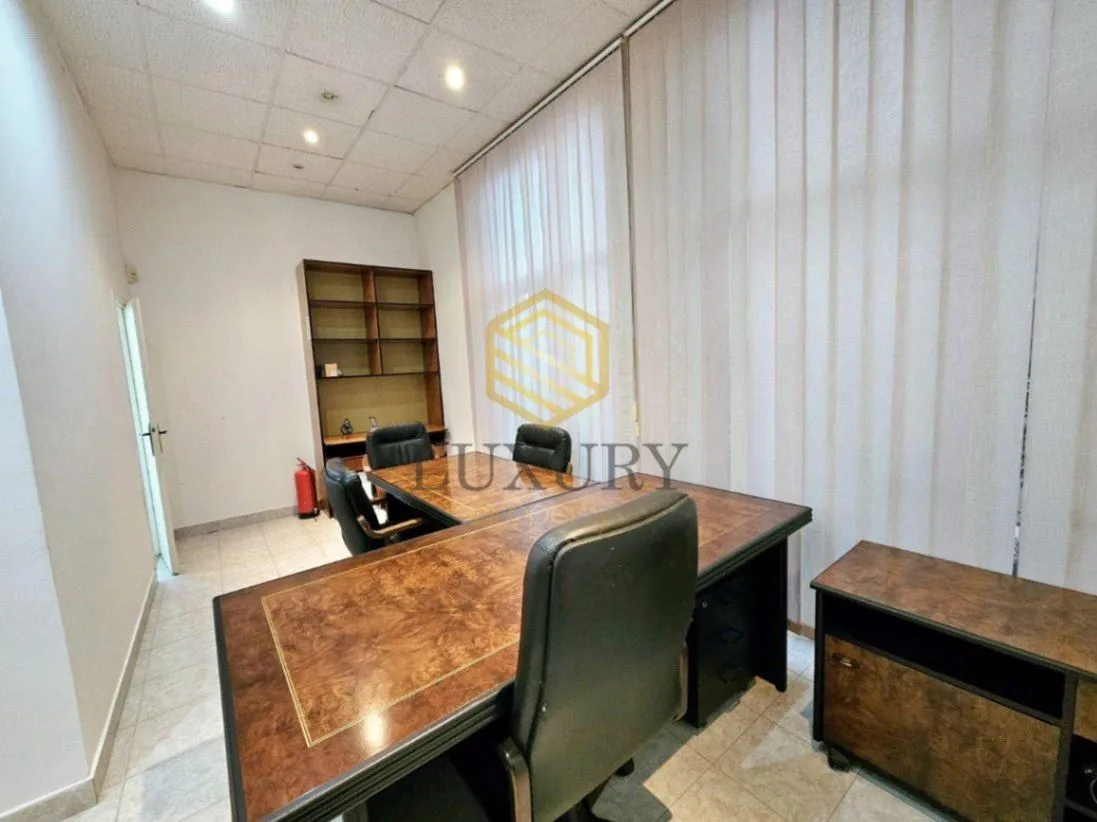 Rent, office space, 120m², City Kvart, Podgorica