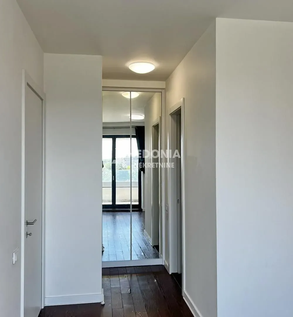 Sale, four bedroom apartment, 88m², Novi Beograd Sve Podlokacije, Beograd